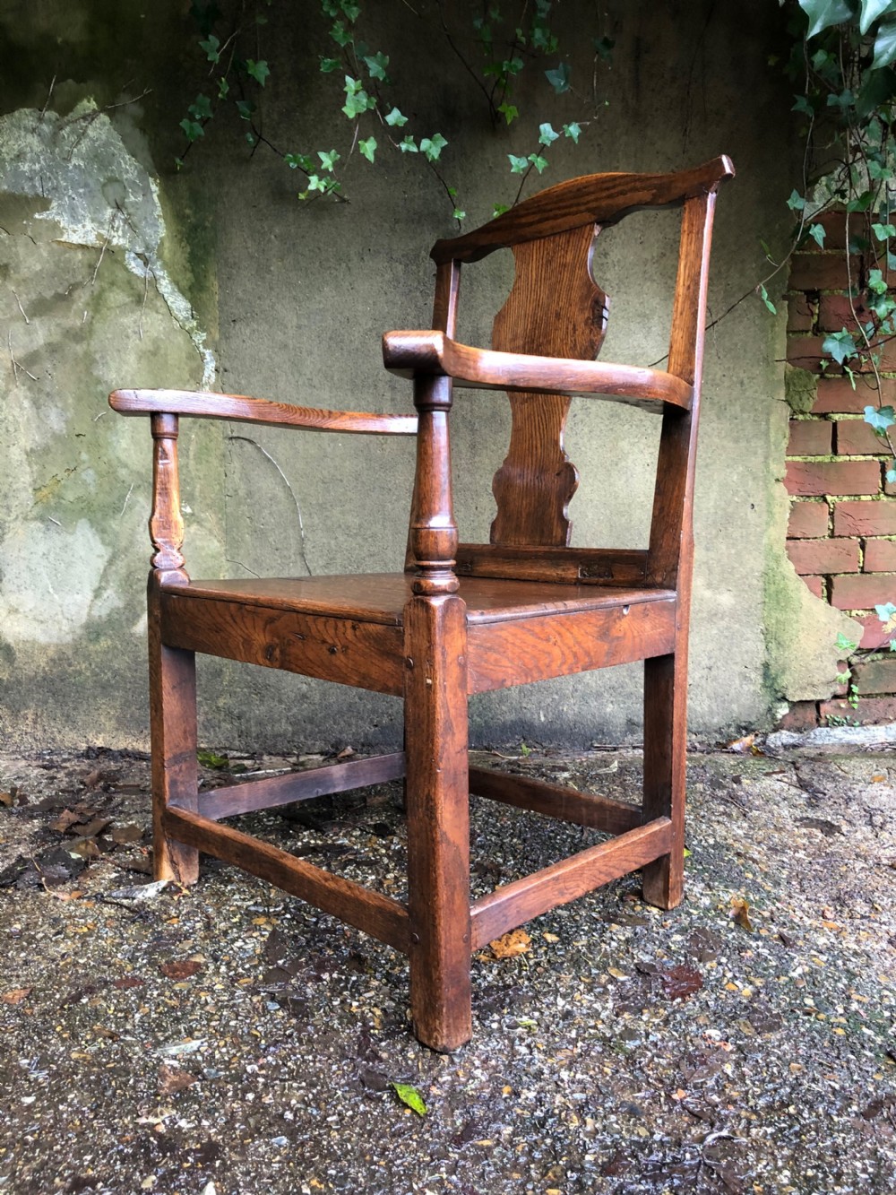 Early Oak Country Chair View V