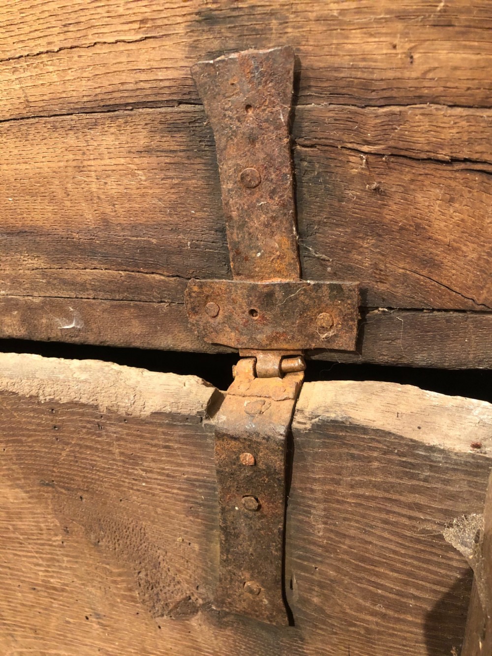 Early coffer View VIII