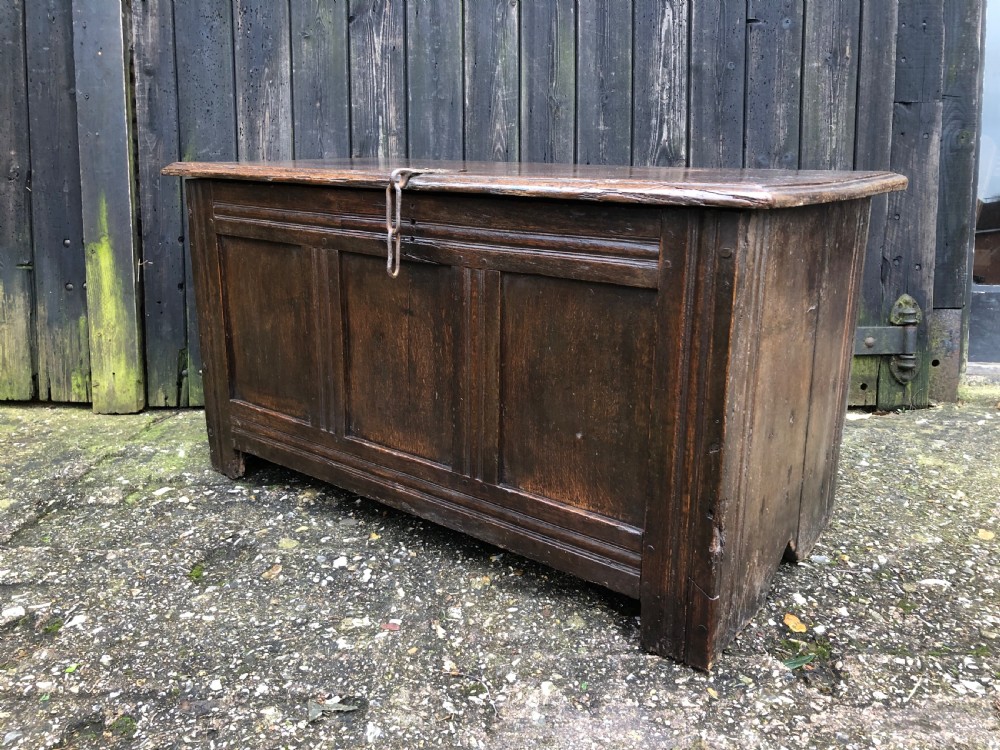 Early Oak Coffer