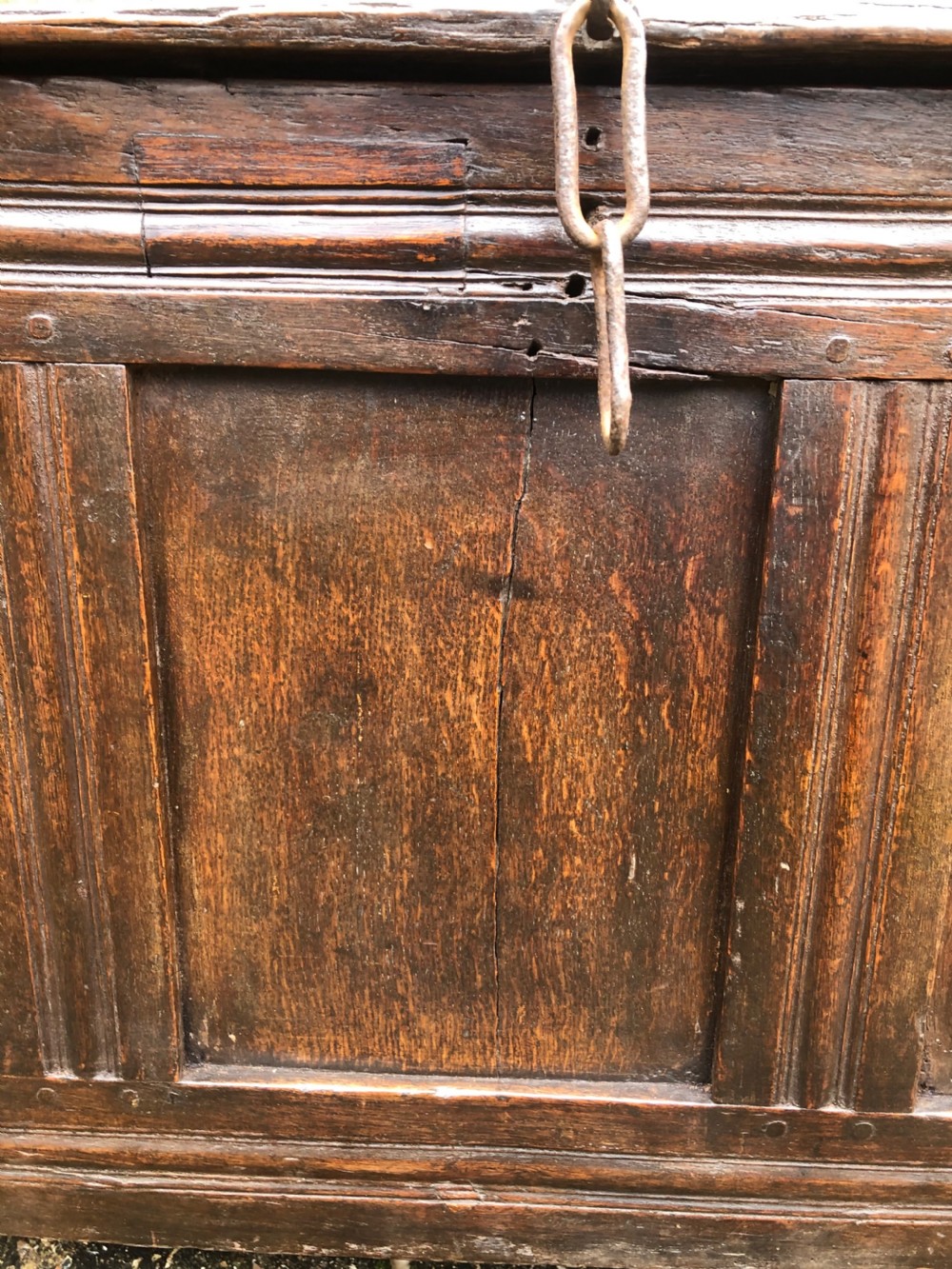 Early Oak Coffer View IV