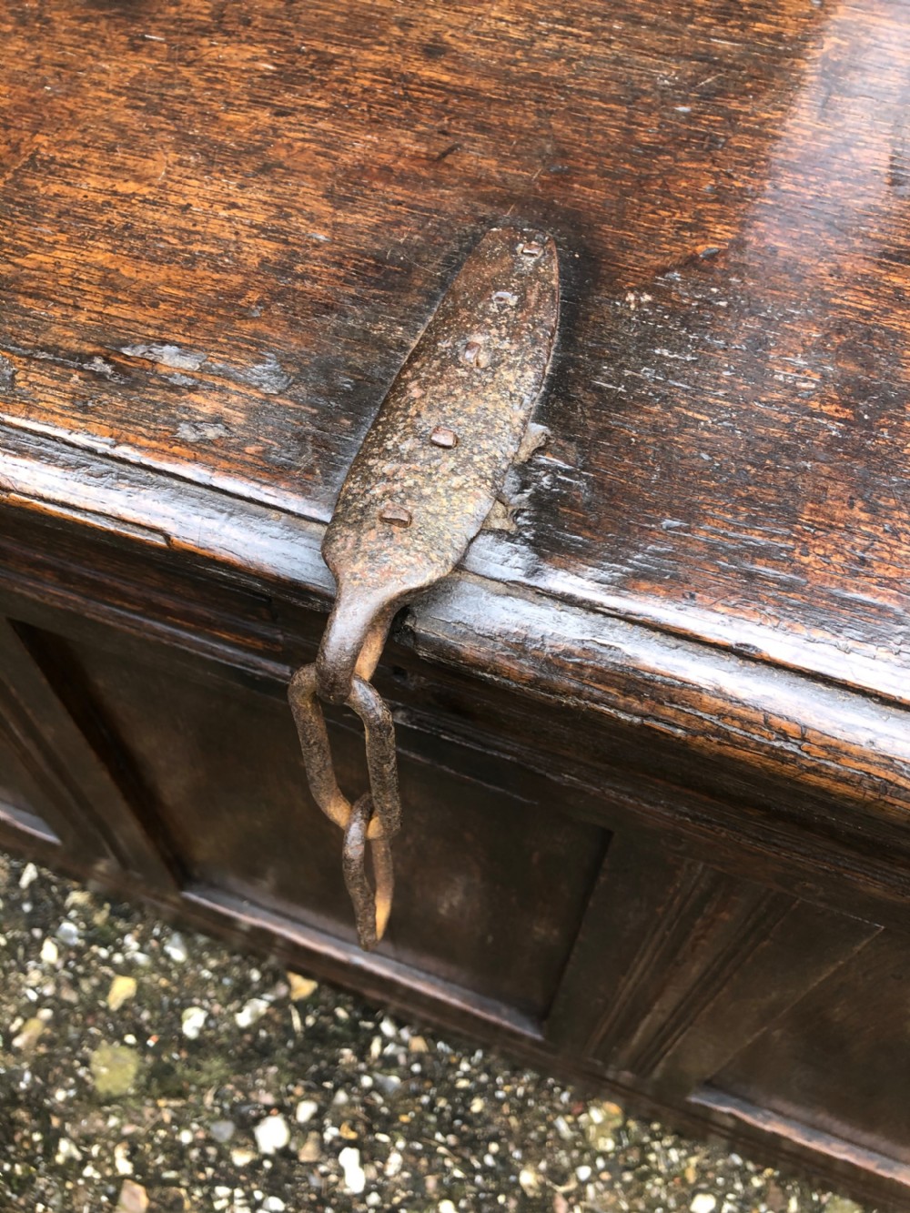 Early Oak Coffer View V