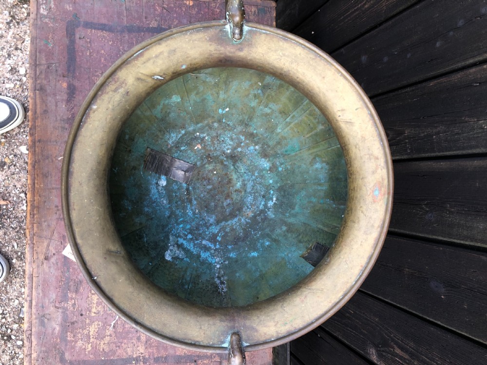Antique planter Urn View V