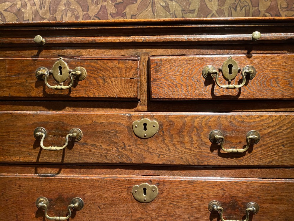 Antique Bachelor’s Chest of Drawers  View XV