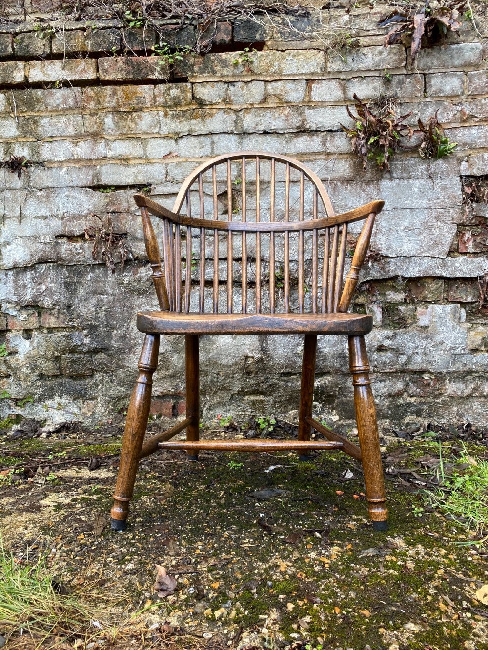 Antique Country Windsor Chair