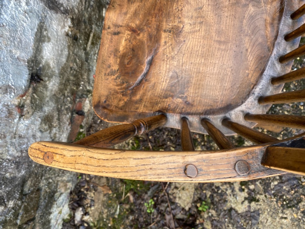 Antique Country Windsor Chair View XIII