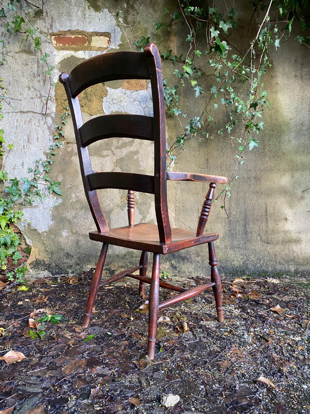 Country Chair
 View VI