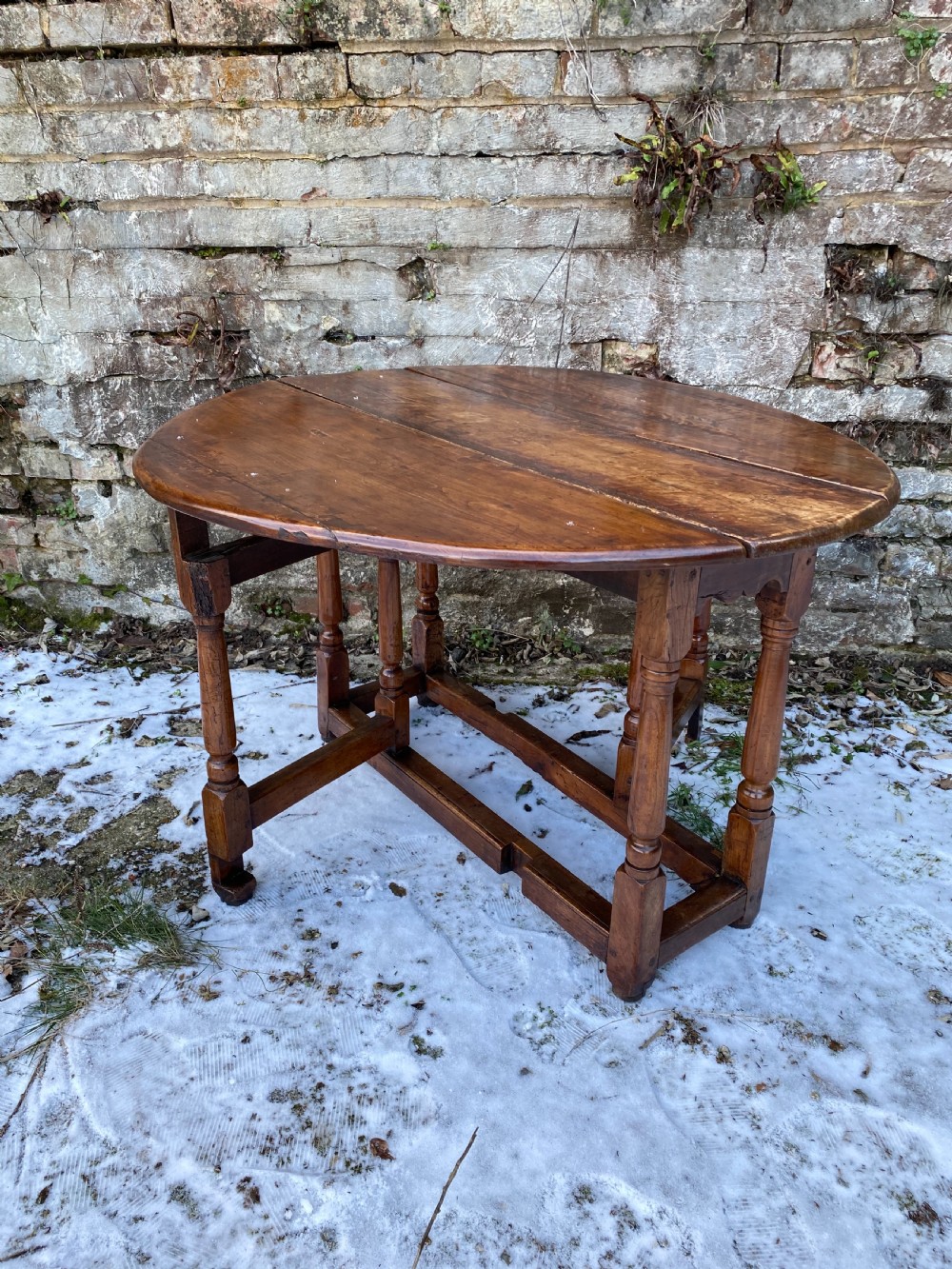 Antique Gateleg Table View V
