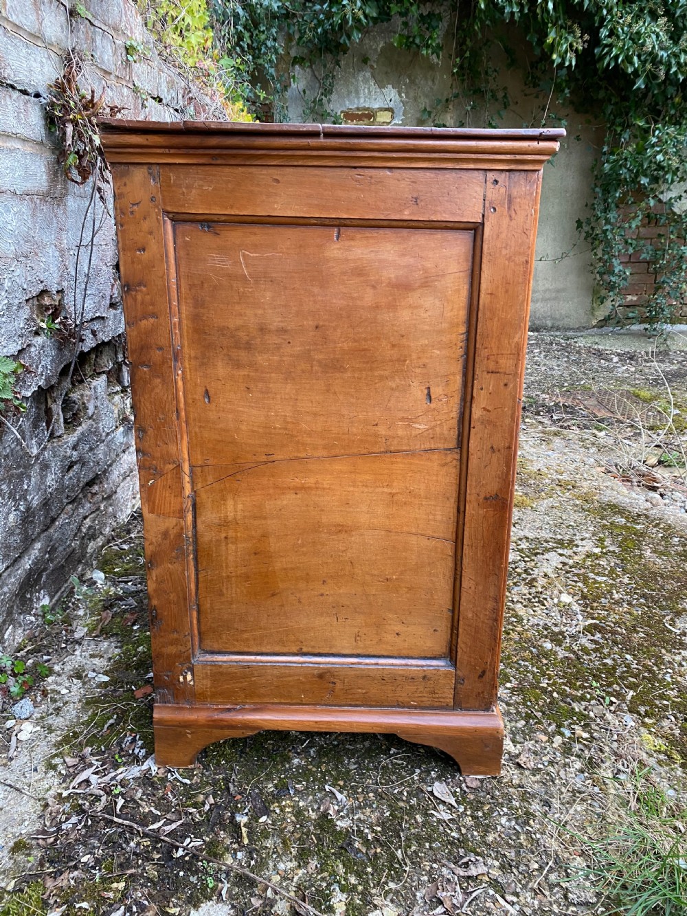 Antique Chest of Drawers  View IX