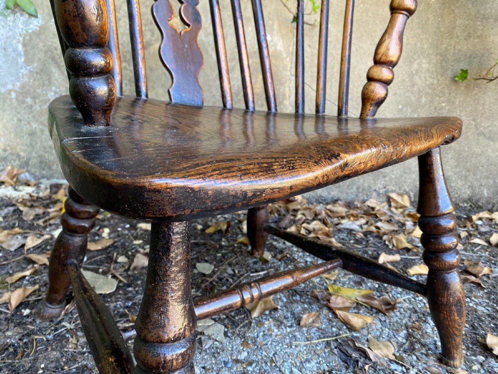 Antique Windsor Chair View XIV