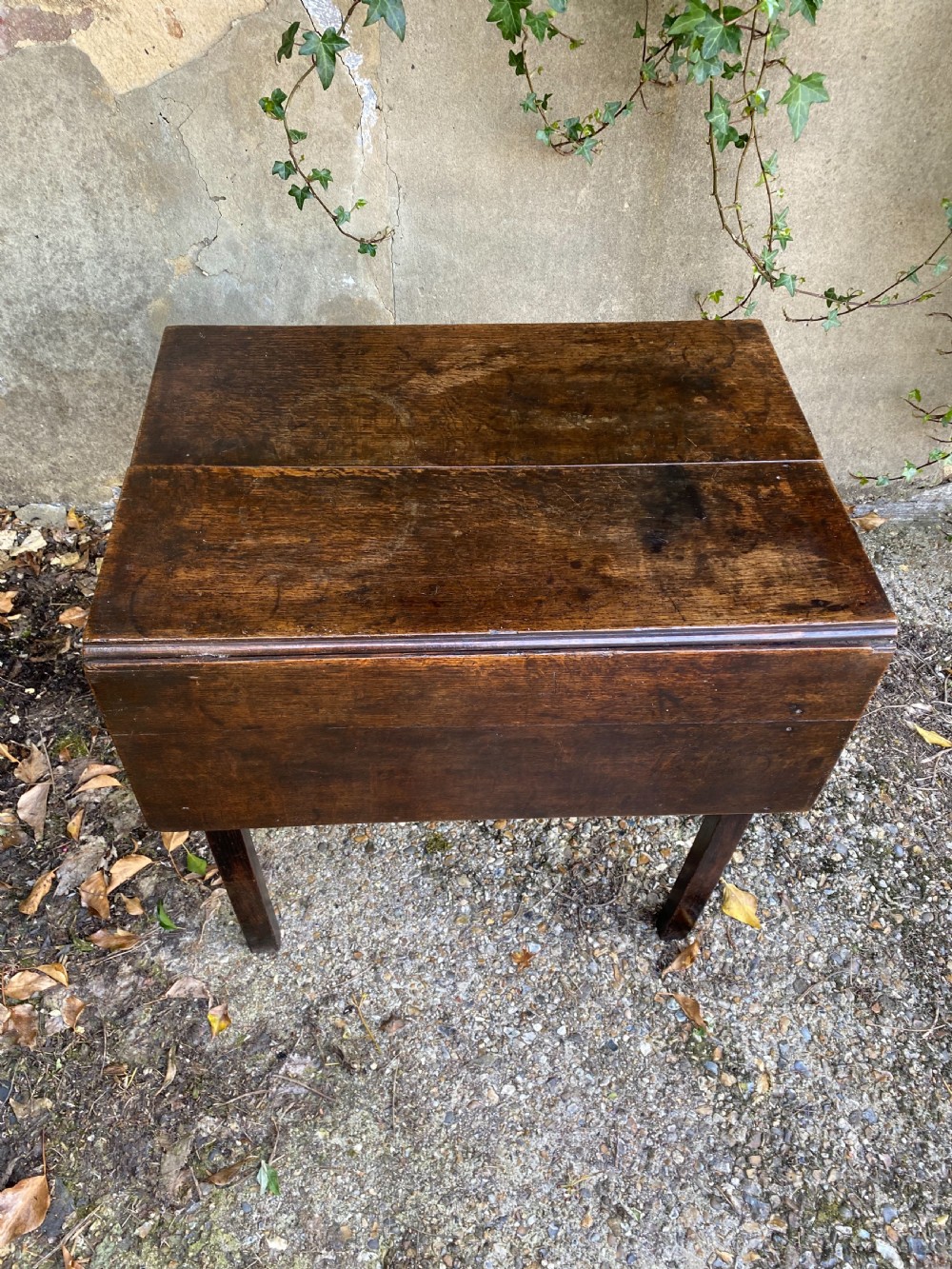 Georgian Oak Table View X