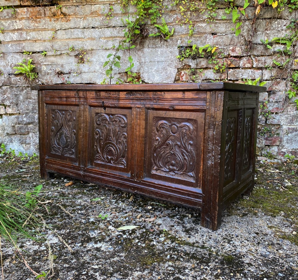 Early Oak Coffer