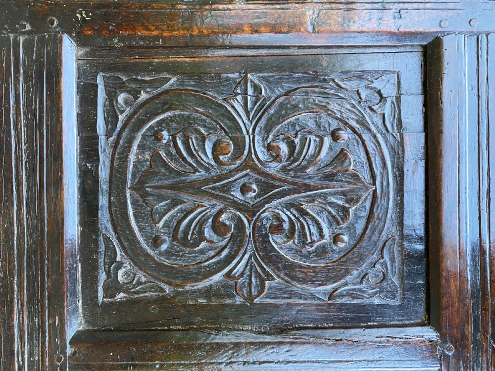 Early Oak Coffer View VII