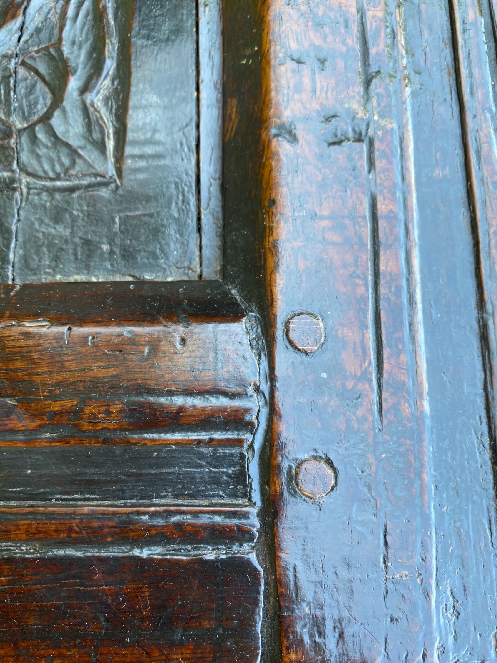 Early Oak Coffer View XIII