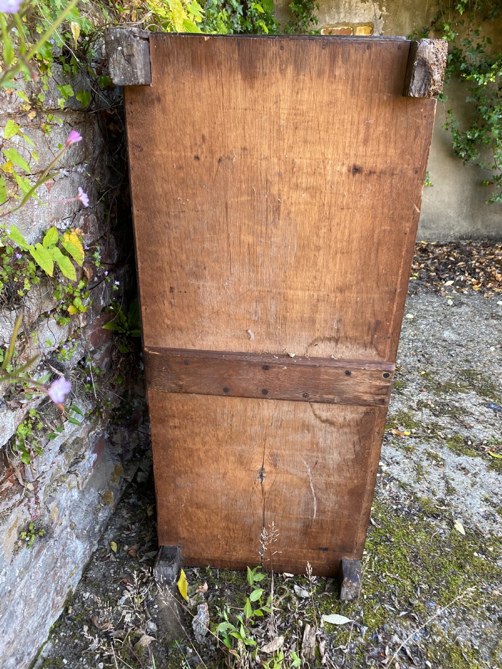 Early Oak Coffer View XVIII
