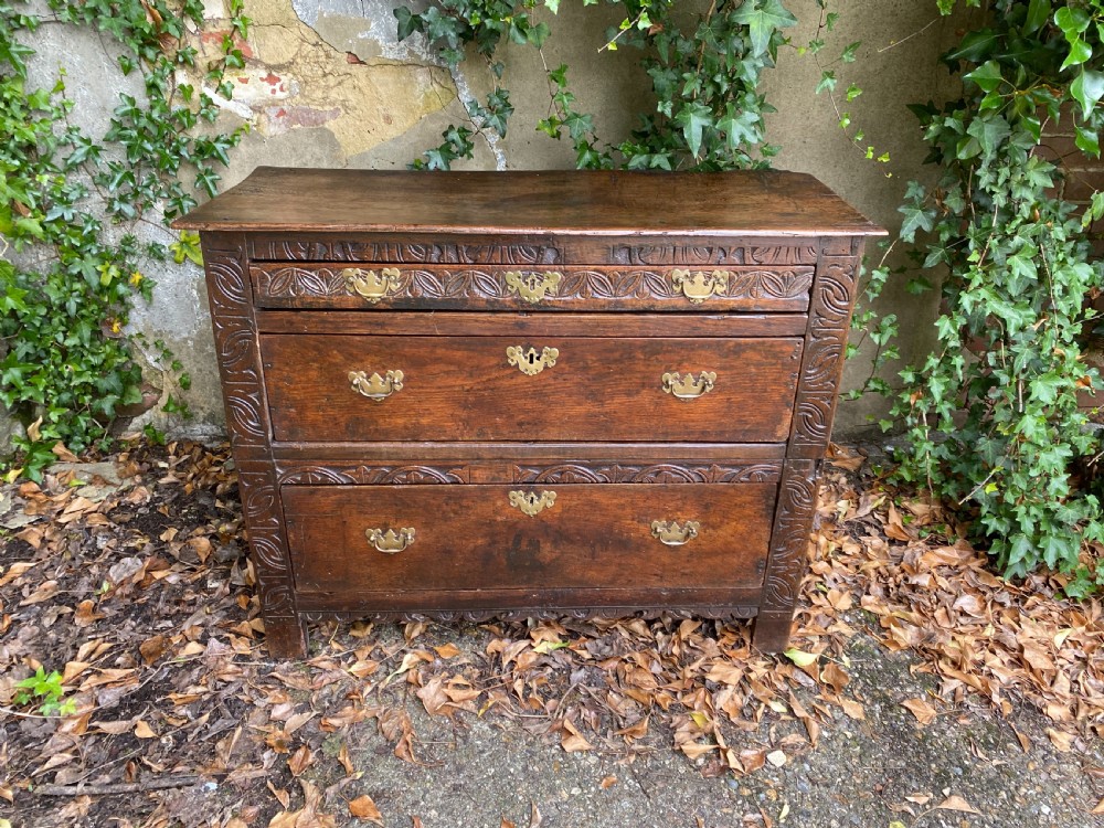 Early Oak Chest of Drawers  View II