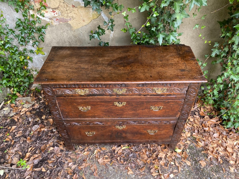 Early Oak Chest of Drawers  View IV
