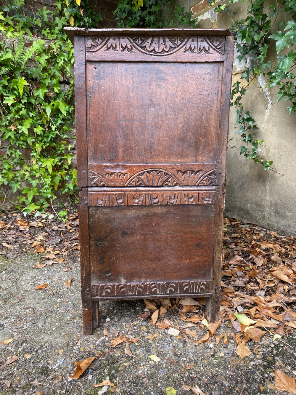 Early Oak Chest of Drawers  View XII