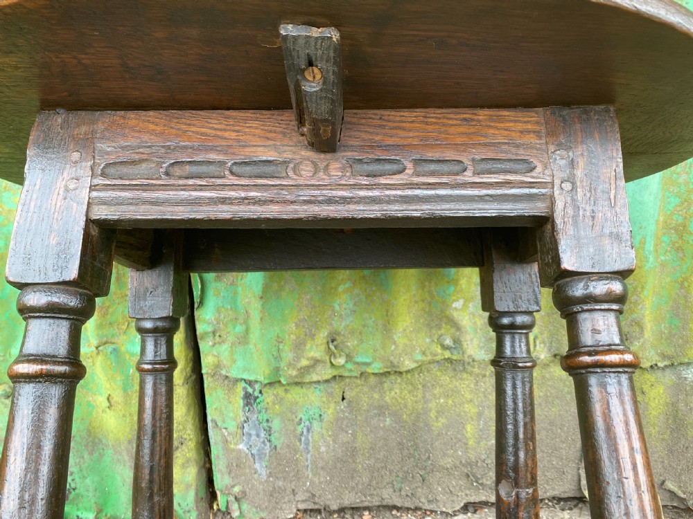 Antique Oak Table View X