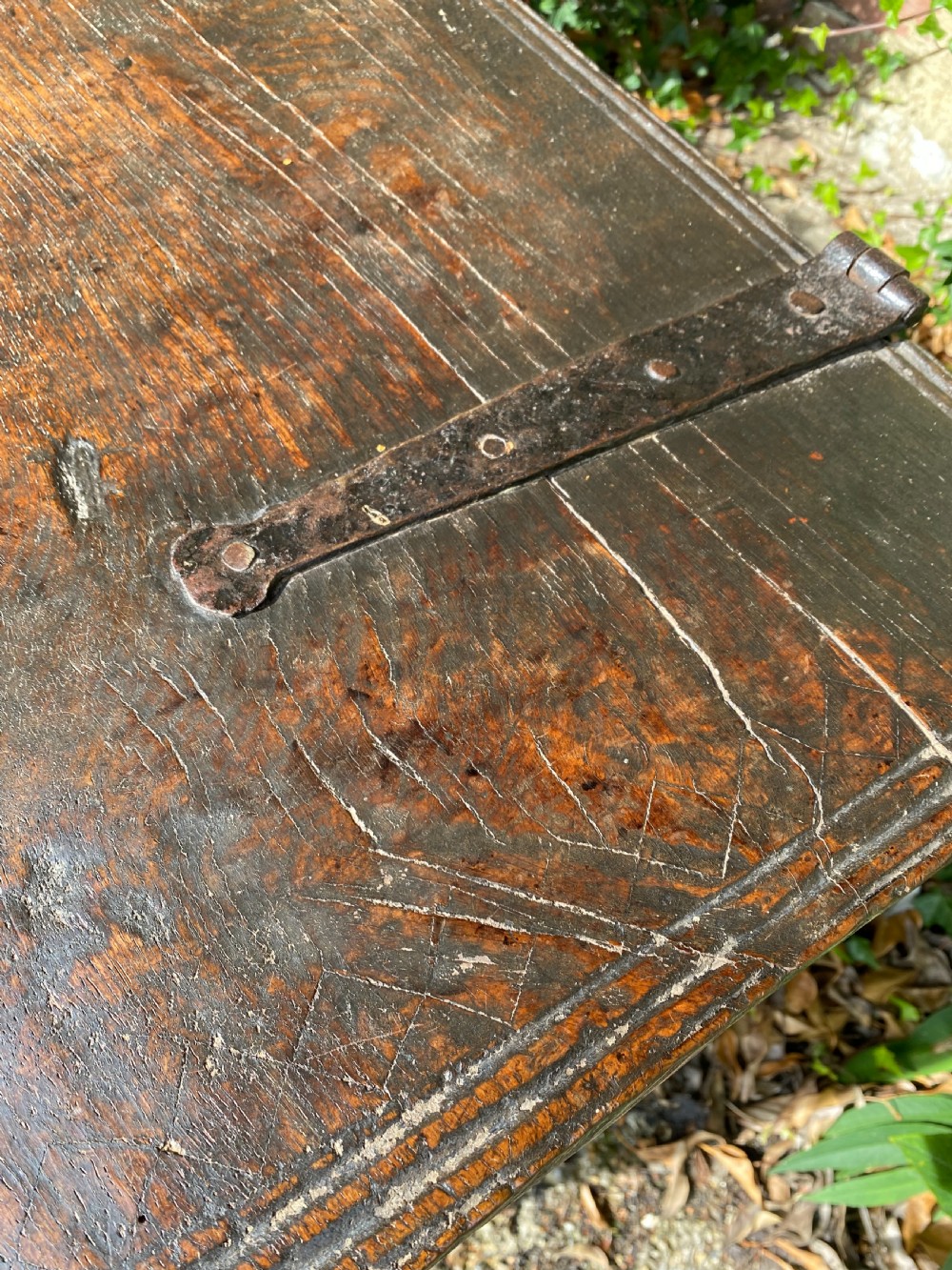 Early Oak Coffer View IX
