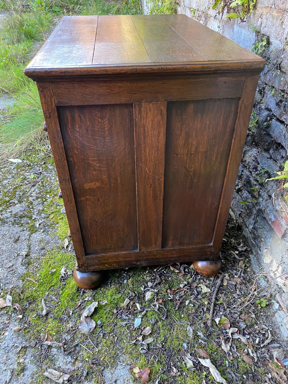 Early Oak Chest of Drawers  View VII