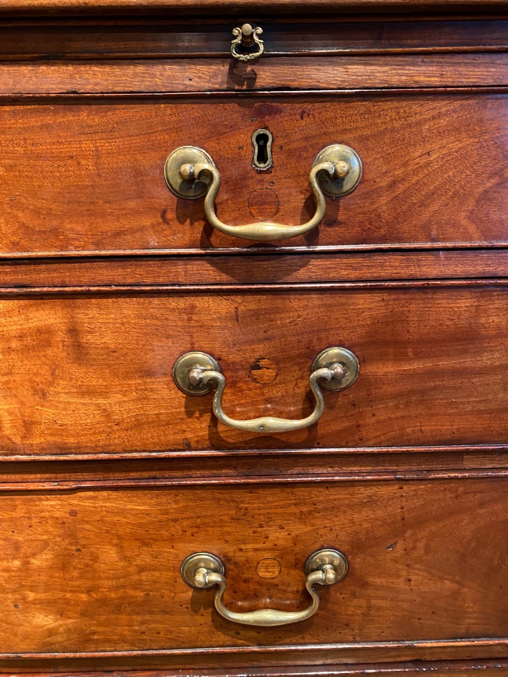 Georgian Chest of Drawers View VI