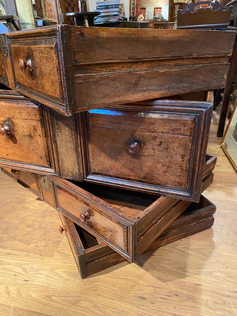 Chest on Stand View VII