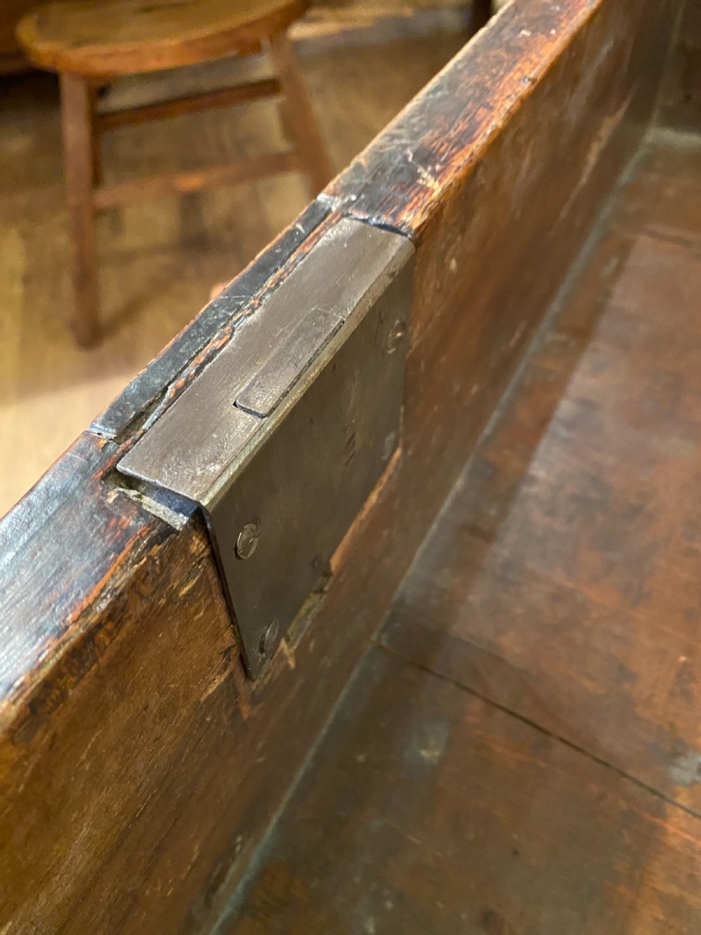 Chest on Stand View VIII