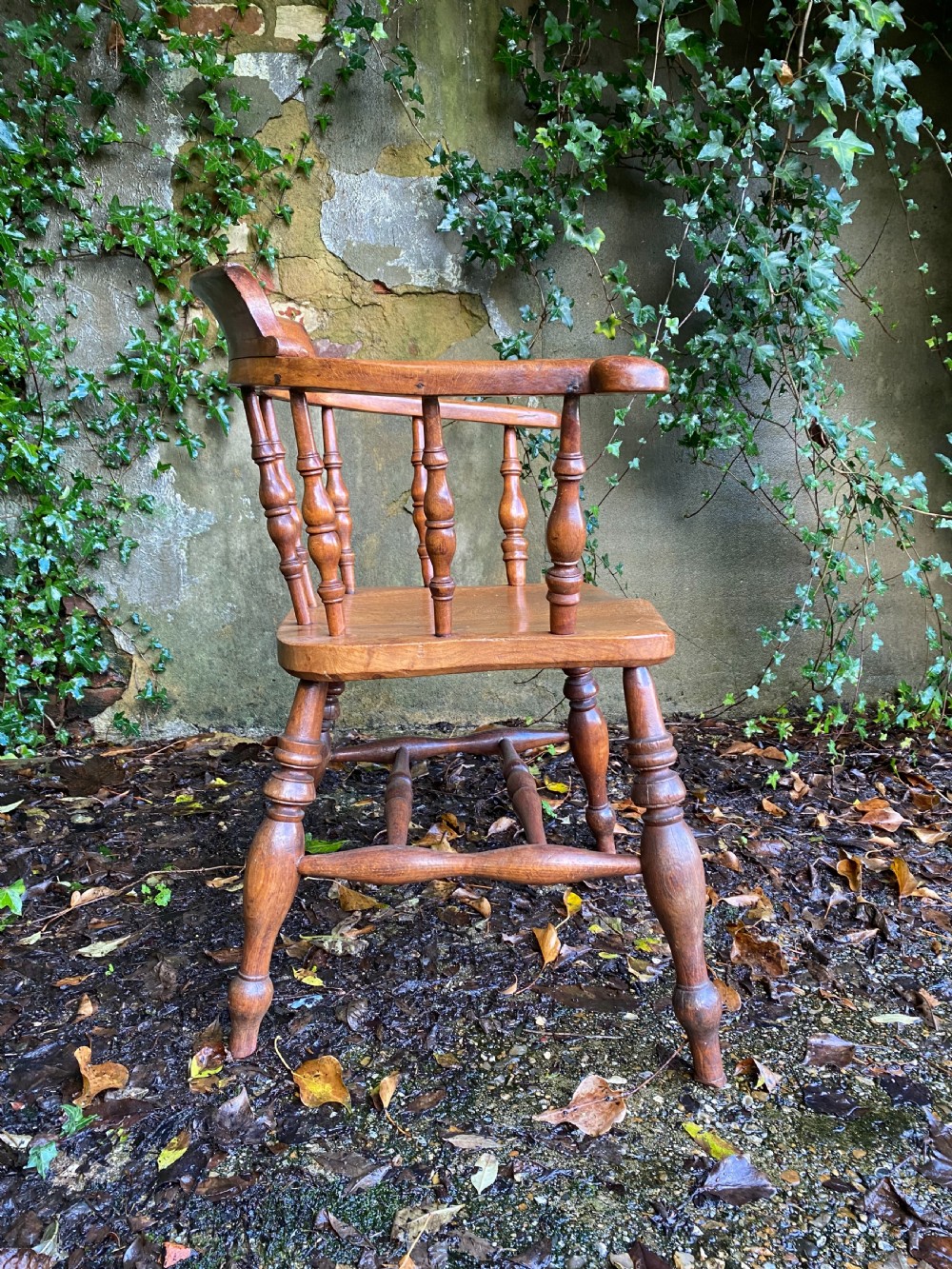 Antique Captain’s chair View V