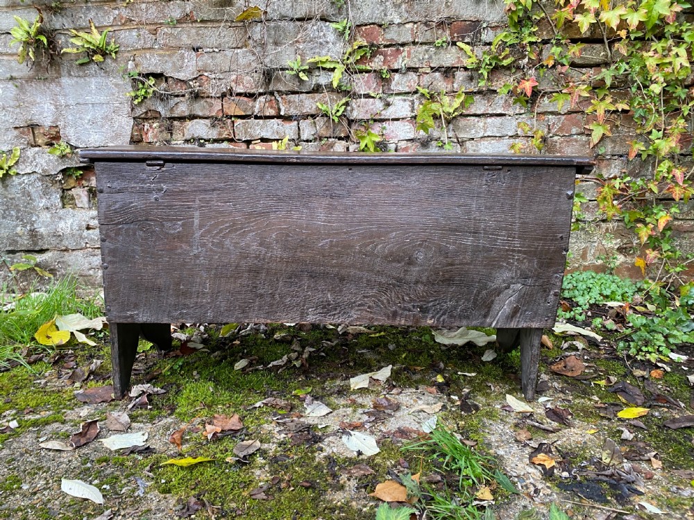 17th century oak coffer View XI