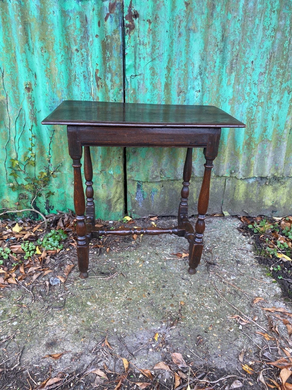 18th century Oak Tavern Table View III