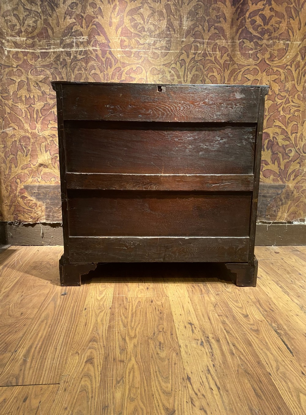 18th century Oak Chest of Drawers  View VII