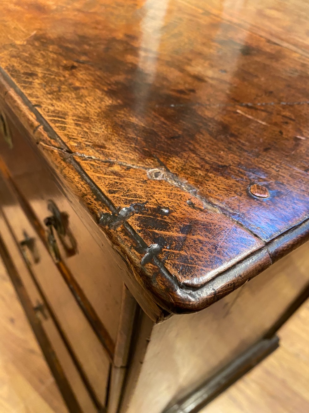 18th century Oak Chest of Drawers  View X
