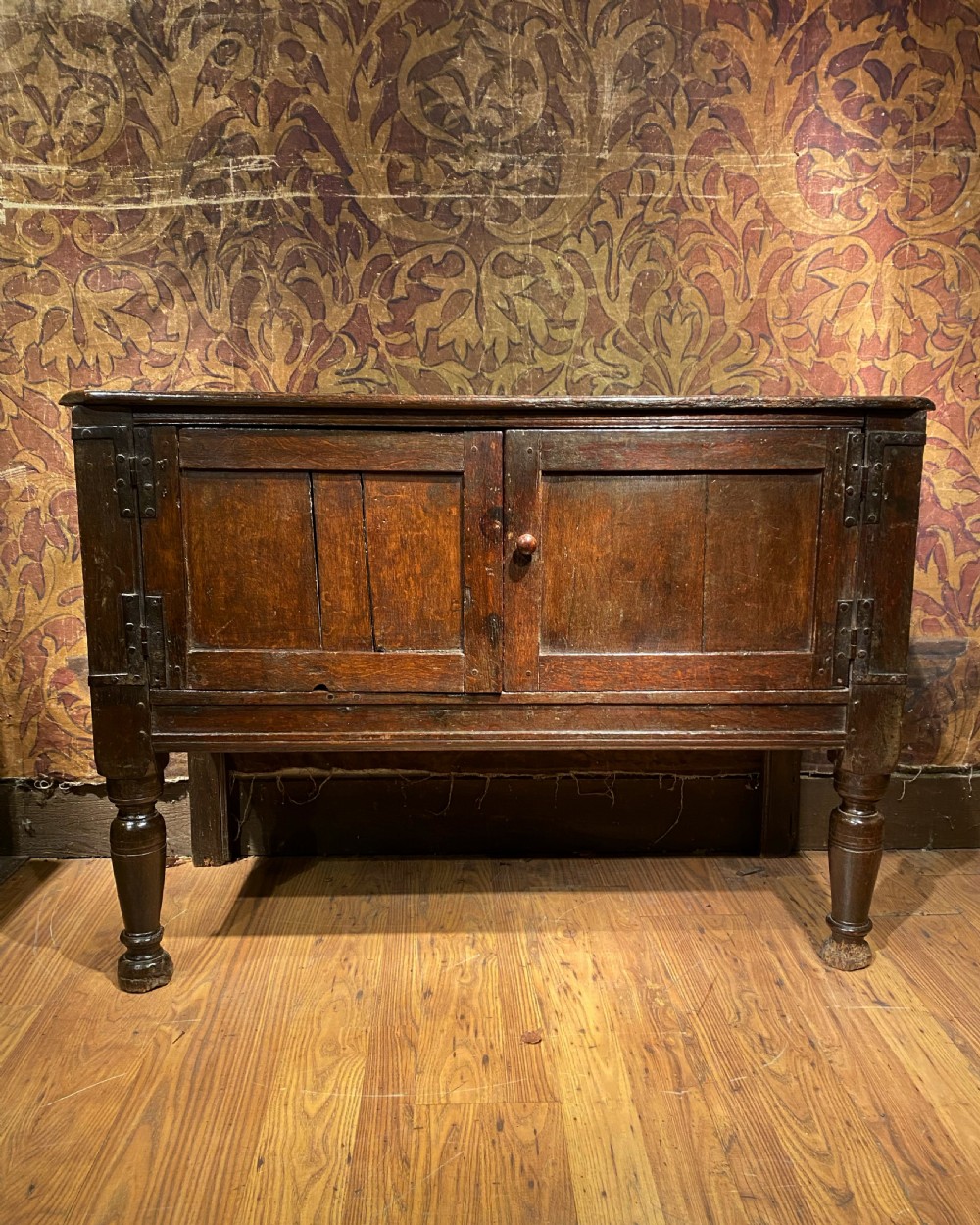 Early oak dresser