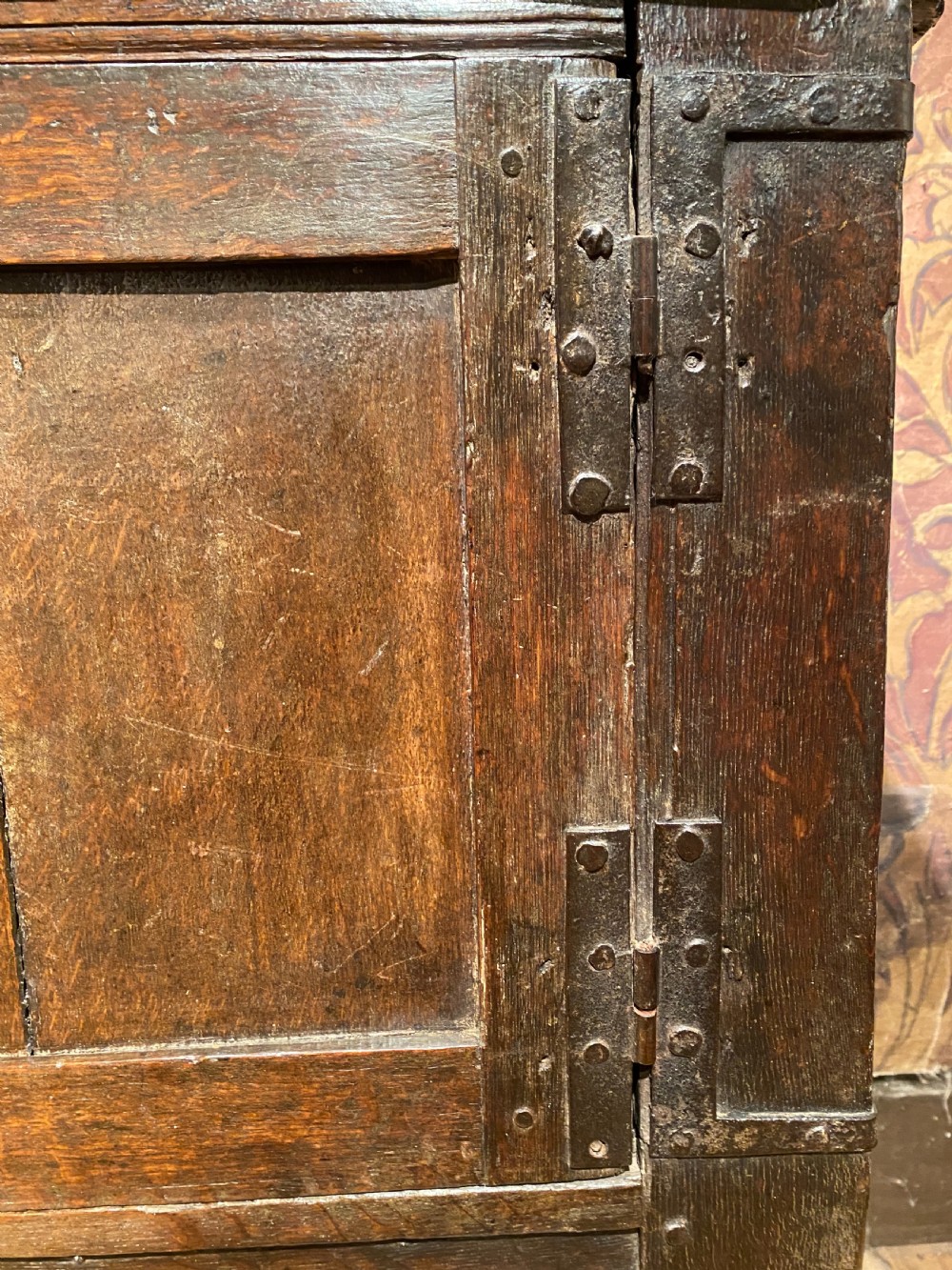 Early oak dresser View IX