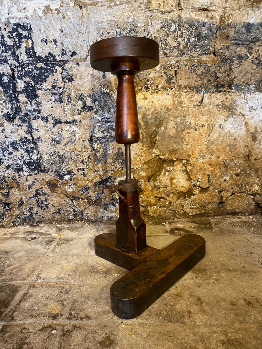 Antique Sculptor’s Stand