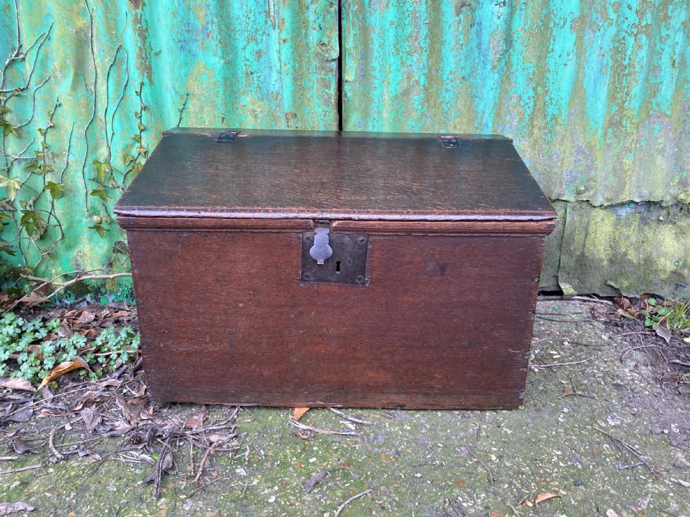 Early Oak Box View III