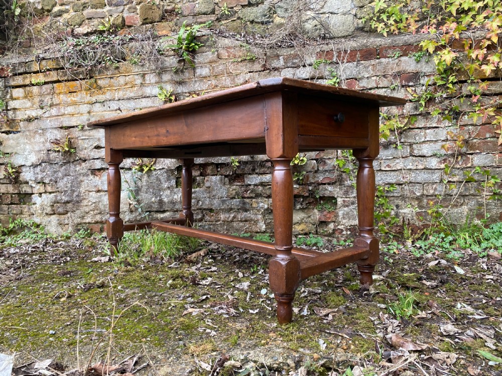 Antique Dining Table View X