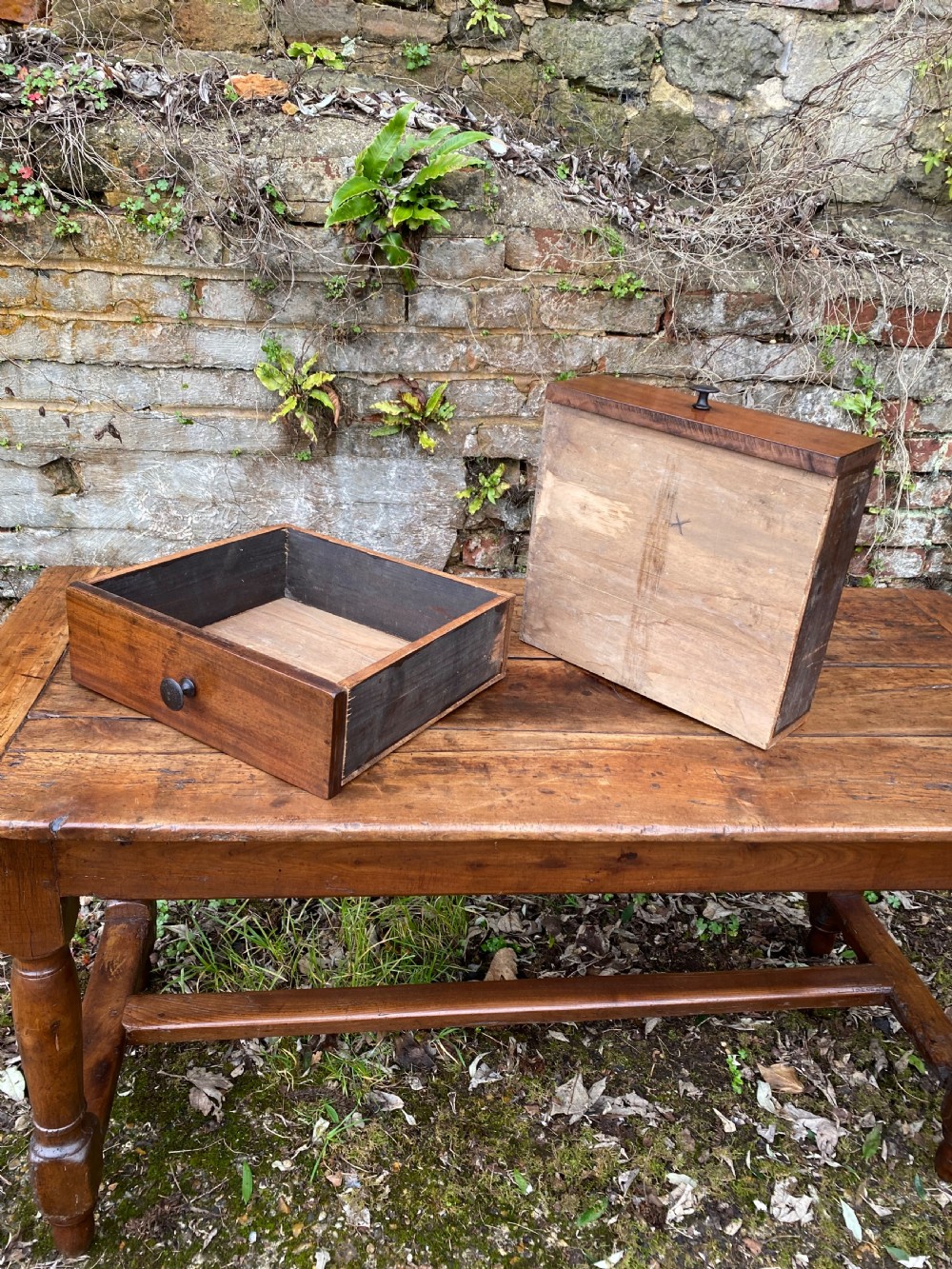 Antique Dining Table View XIII