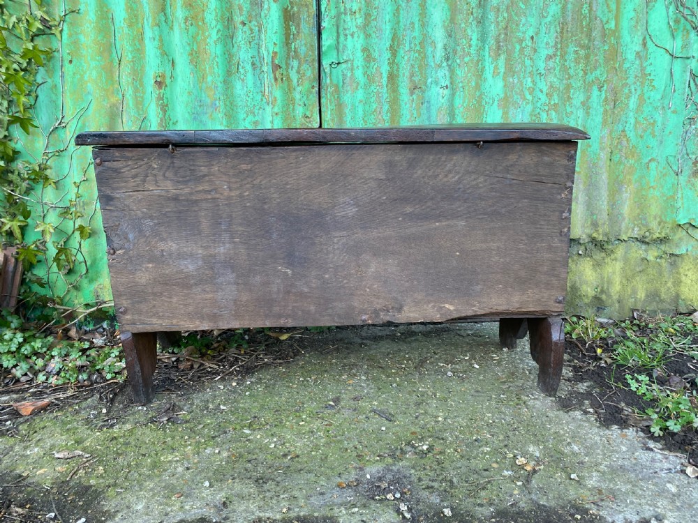 Early Oak Coffer  View VI