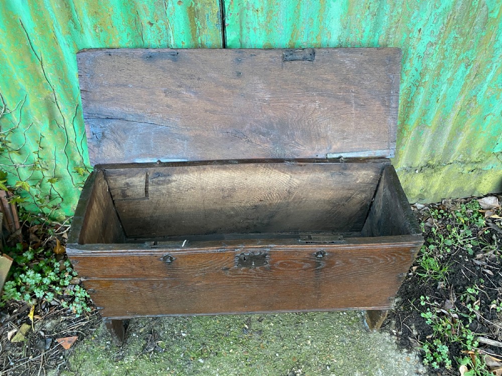 Early Oak Coffer  View VII