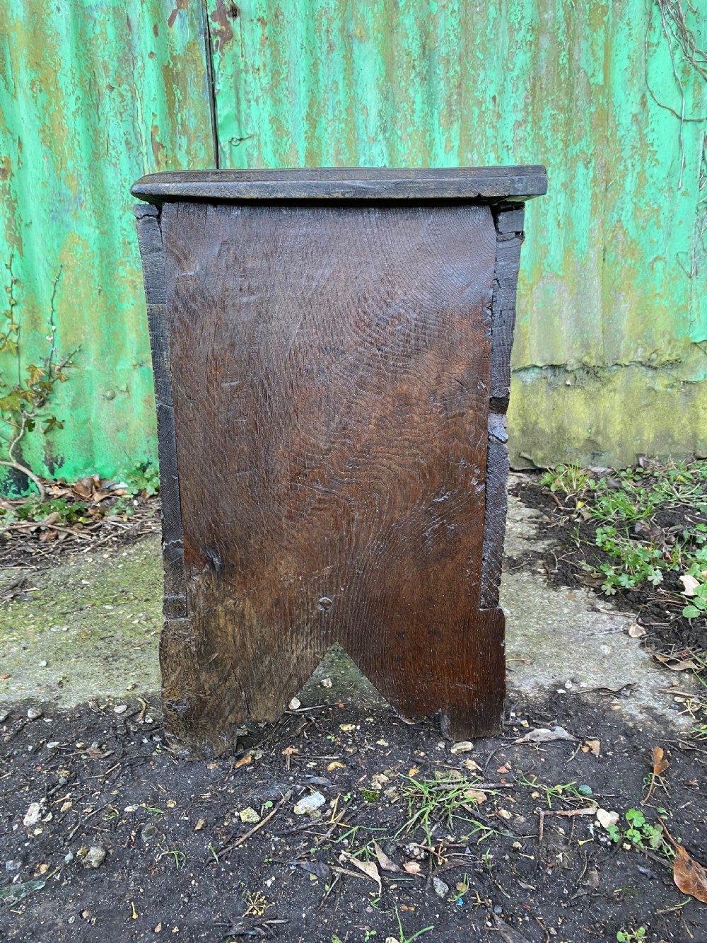 Early Oak Coffer  View VIII