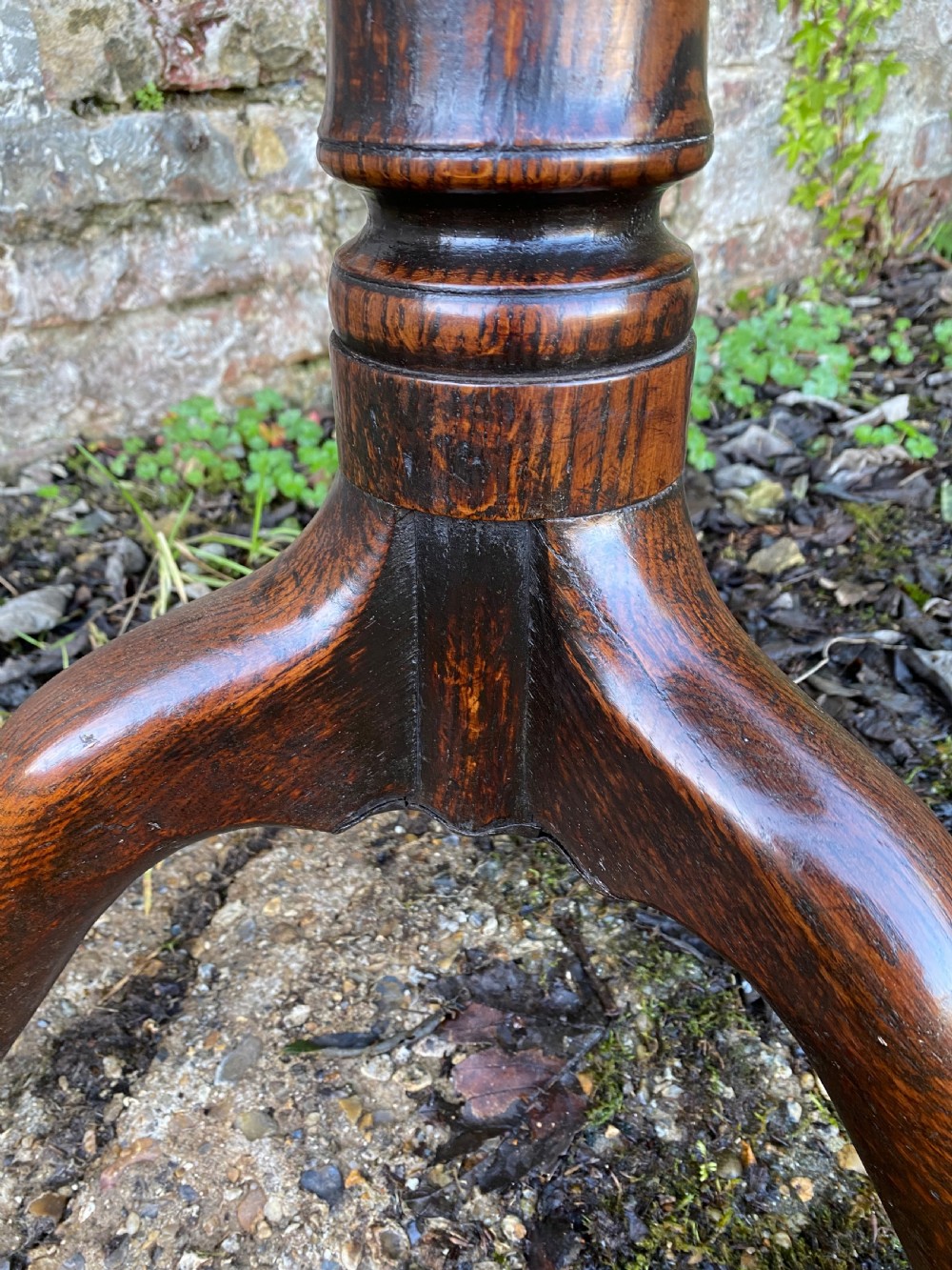 Georgian tilt top Table View VII