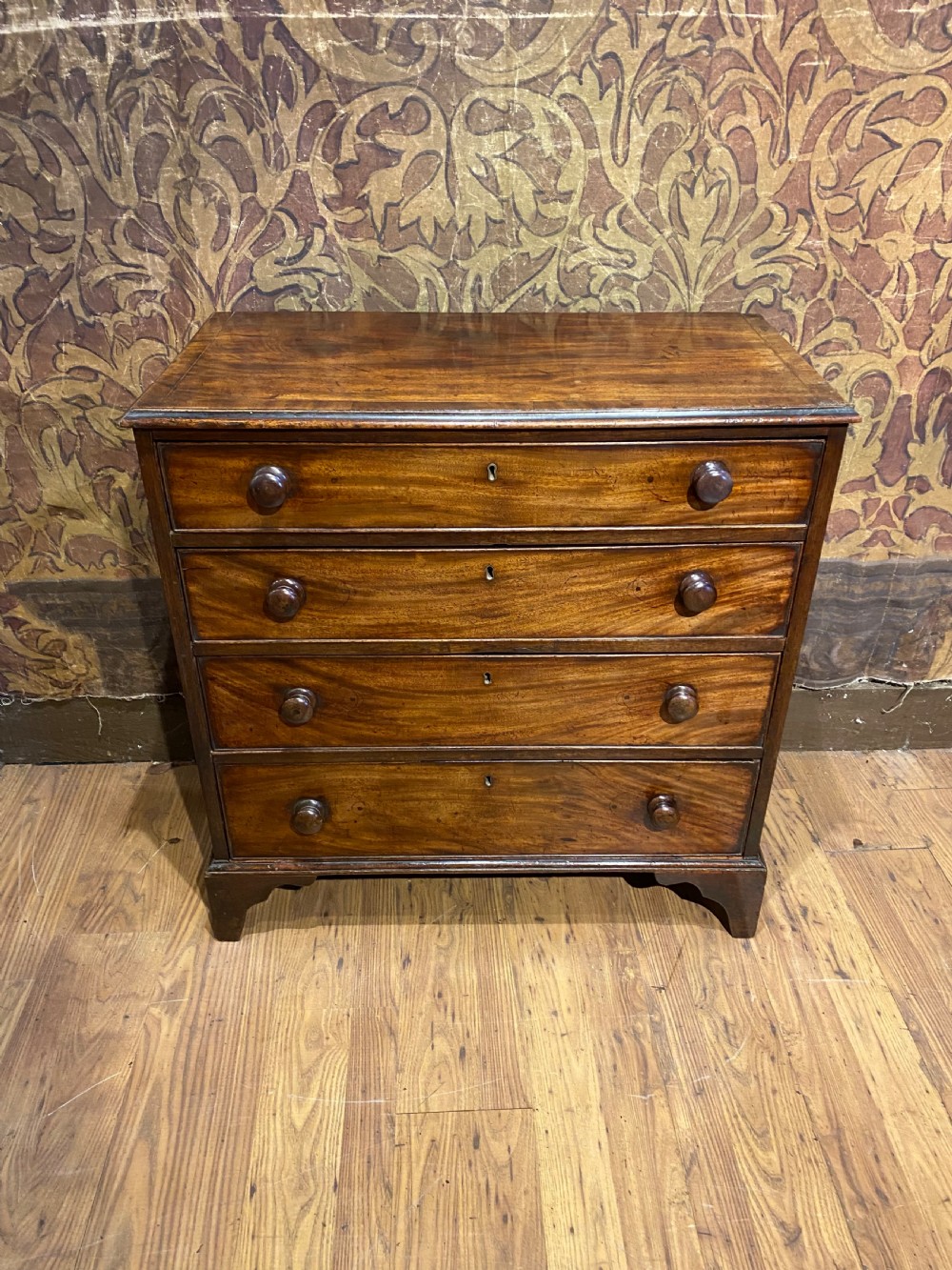 Chest of Drawers  View V