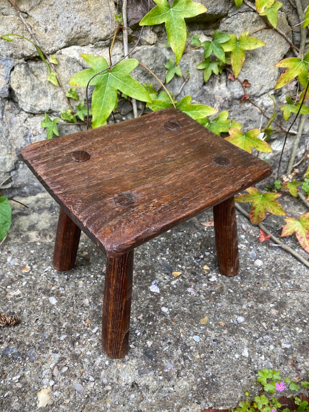 Primitive Stool  View IV
