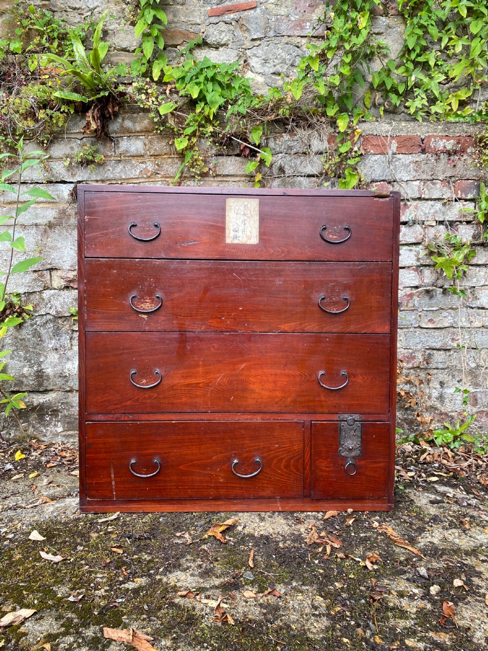 Antique Chest of Drawers 