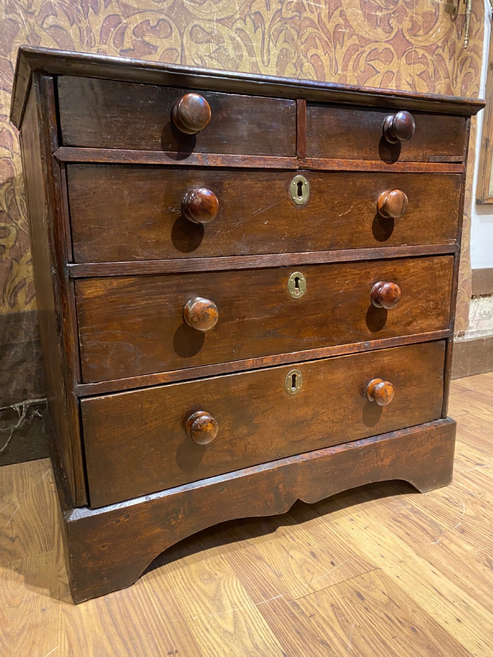 Early Oak Chest of Drawers  View VII