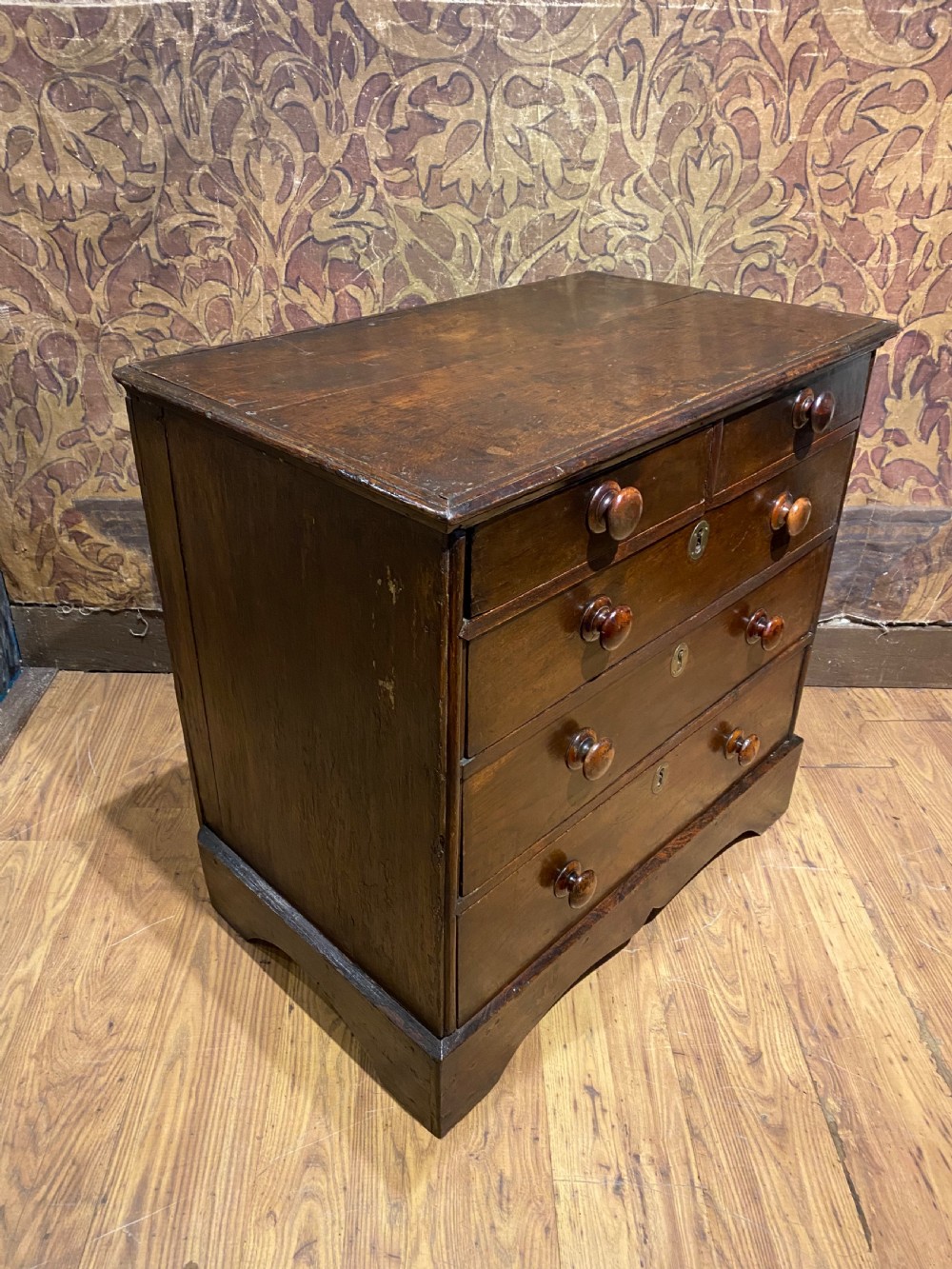 Early Oak Chest of Drawers  View XIII