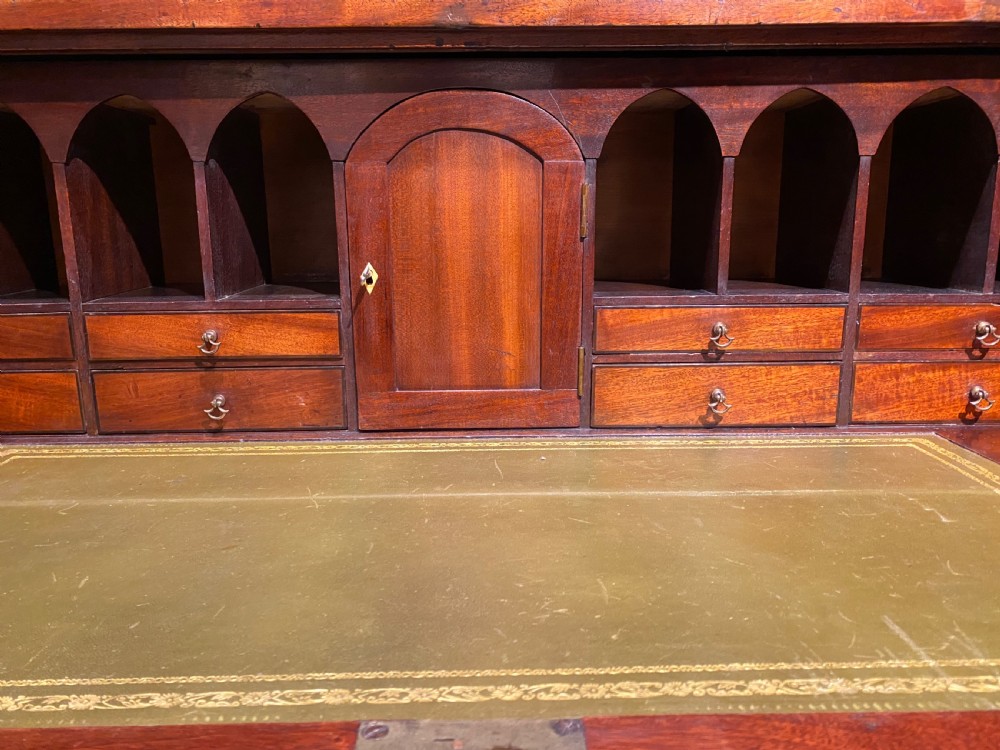 Regency Desk View VII