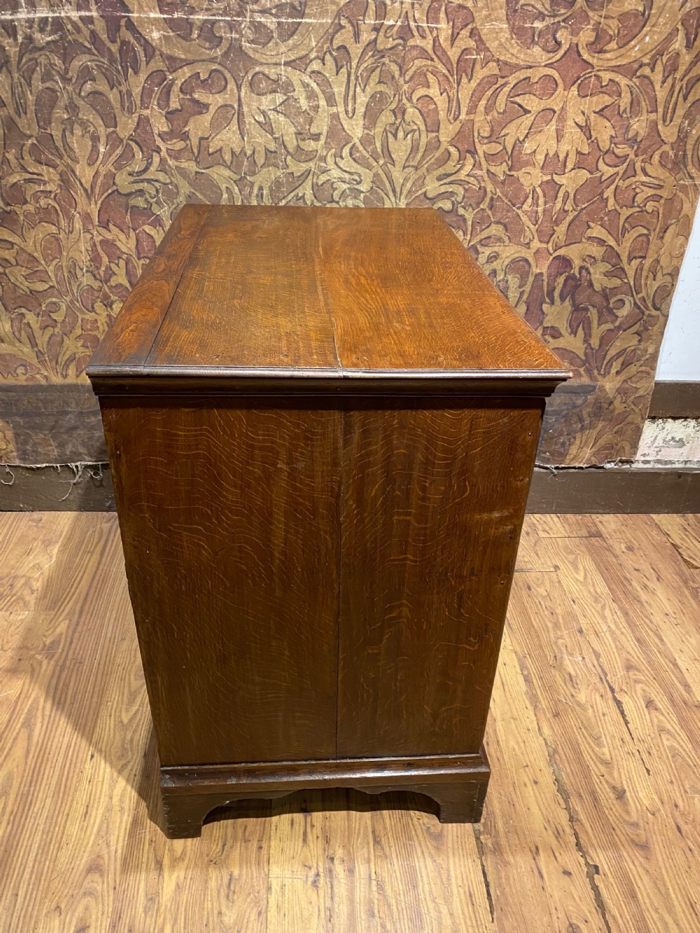 Antique Oak Chest of Drawers  View V