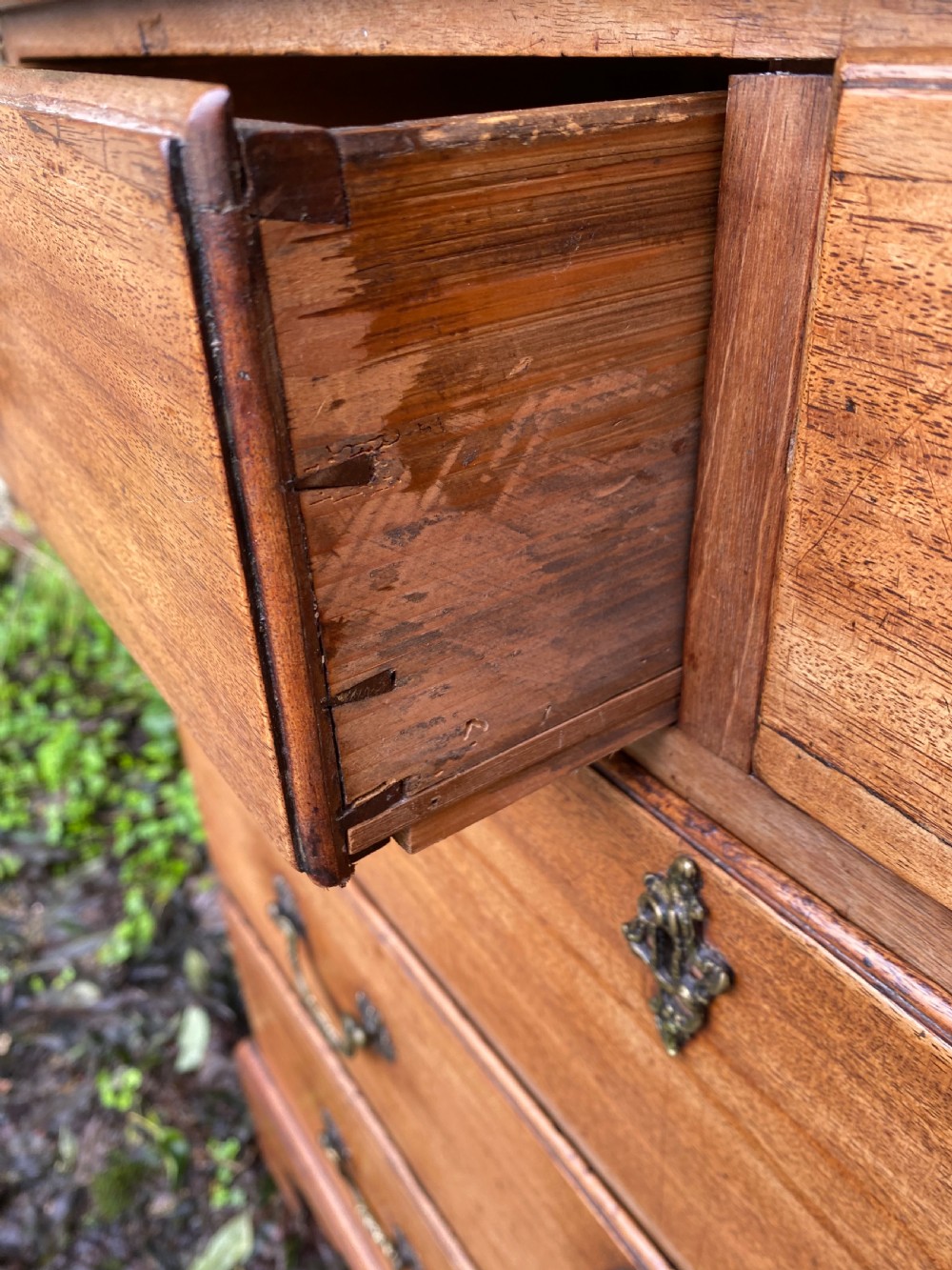 Chest of Drawers  View XV